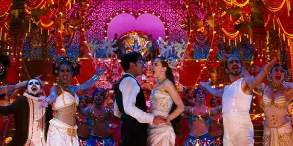 Why People Love To Hate MOULIN ROUGE!