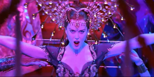 Why People Love To Hate MOULIN ROUGE!