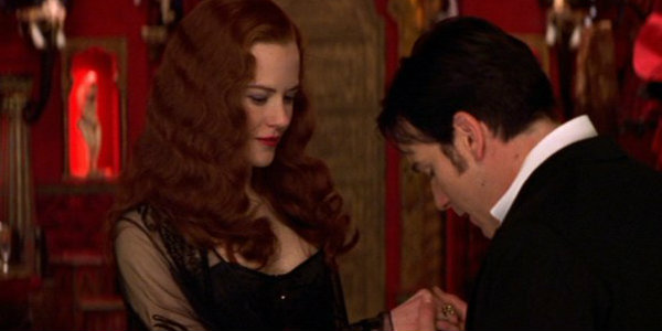 Why People Love To Hate MOULIN ROUGE!