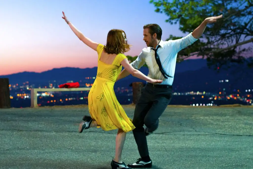 Film review: 'La La Land' is a rip-roaring tribute to movie musicals that  hits all