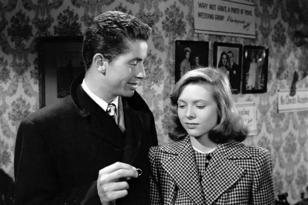 THEY LIVE BY NIGHT: The Start Of A Career Of Innocent Rebellion