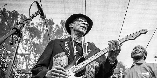 SIDEMEN: LONG ROAD TO GLORY: A History of the American Blues