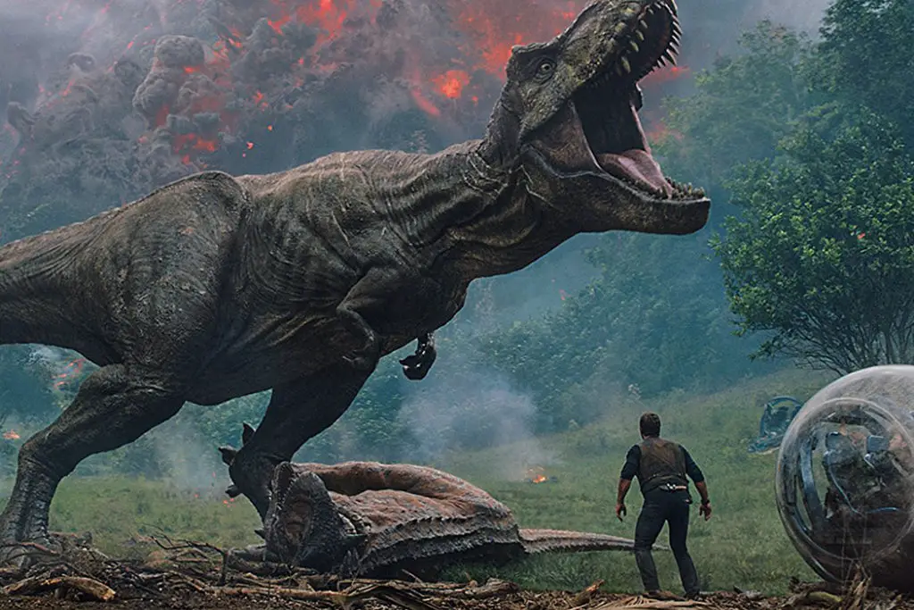 JURASSIC WORLD: FALLEN KINGDOM: Impressive Setpieces Not Enough to Overcome a Lackluster Script