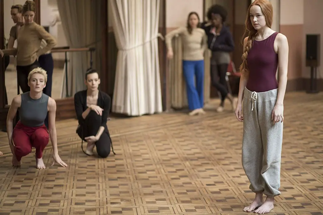 SUSPIRIA: Guadagnino's Horror Remake Is An Overlong, Dull Mess