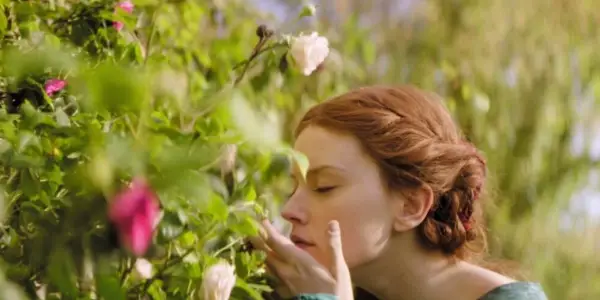 Ophelia: A Beautifully Filmed Perspective Of a Tortured Character