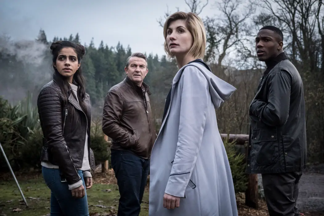 DOCTOR WHO (S11E9) "It Takes You Away": Mirror of Terror