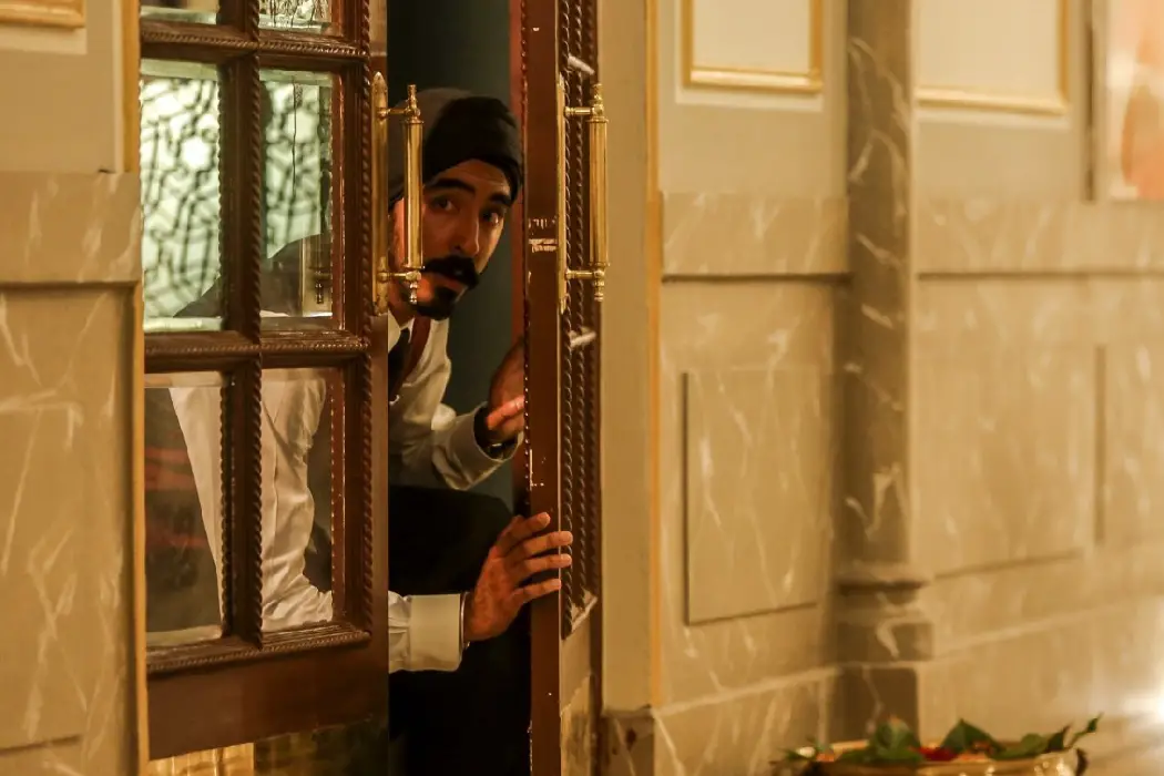 HOTEL MUMBAI Trailer