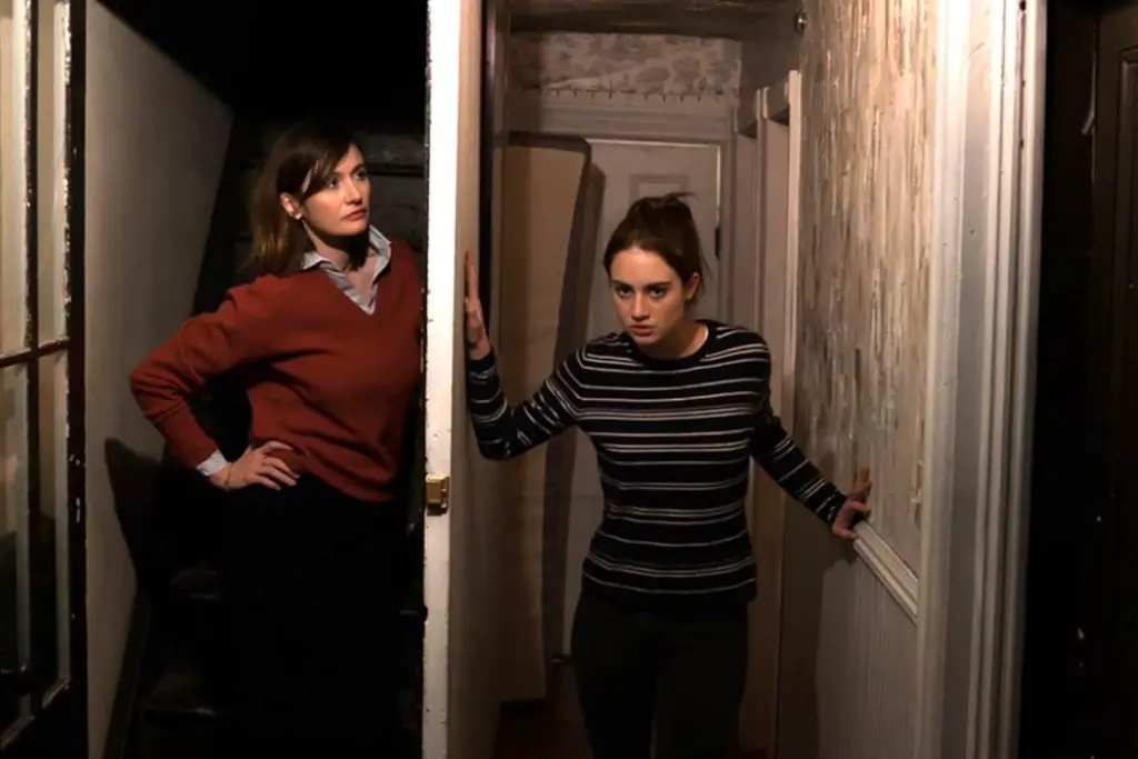 Tribeca 2019: Interview with Director Dolly Wells and Stars Emily Mortimer and Grace Van Patton For GOOD POSTURE