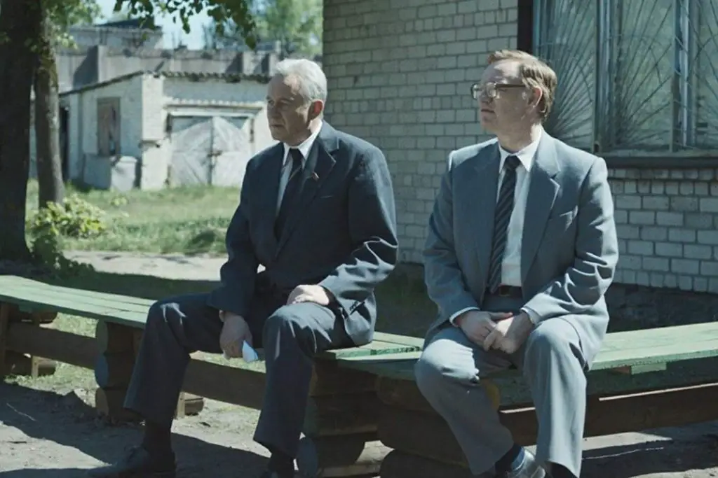 CHERNOBYL (S1E5) "Vichnaya Pamyat": The Beginning Of The End