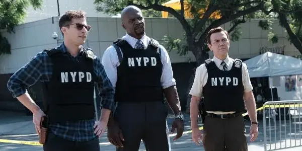 BROOKLYN NINE-NINE (S7E1) "Manhunter" : The Squad Returns For Another Noice Premiere