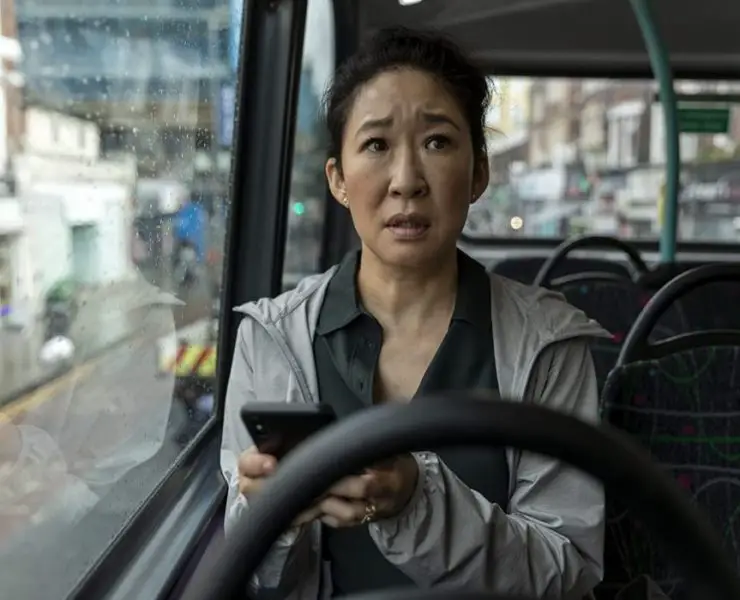 KILLING EVE (S3E3) "Meetings Have Biscuits": A Kiss To Remember