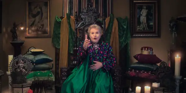 Mucho Mucho Amor: The Legend of Walter Mercado