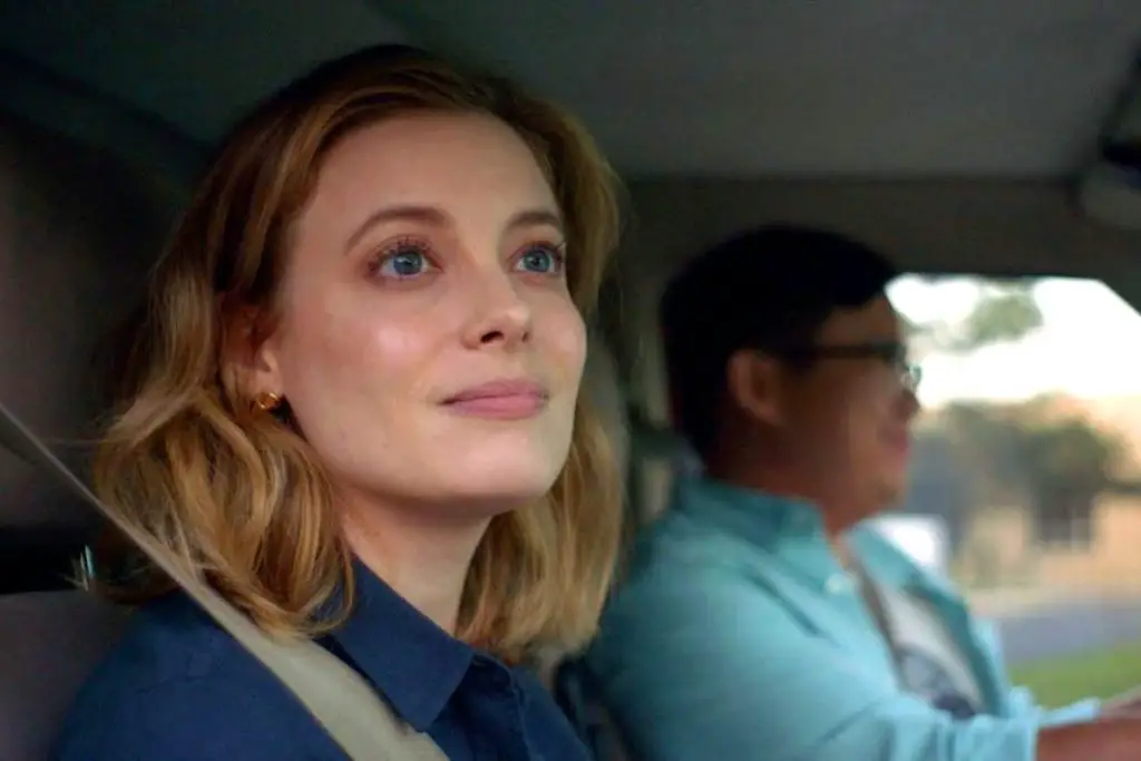 I USED TO GO HERE: Anchored by a Winsome Gillian Jacobs