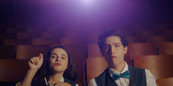 Interview with David Henrie, Director of THIS IS THE YEAR