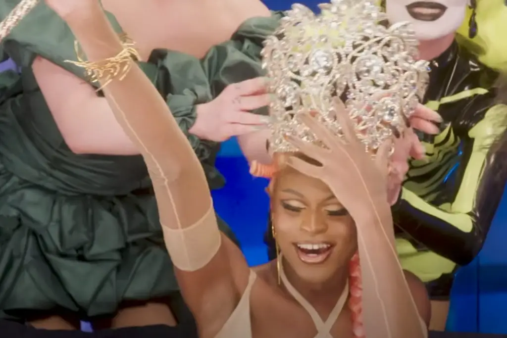 RUPAUL'S DRAG RACE S13E16 "Grand Finale": The Ebony Enchantress Symone Is The Winner, Baby!