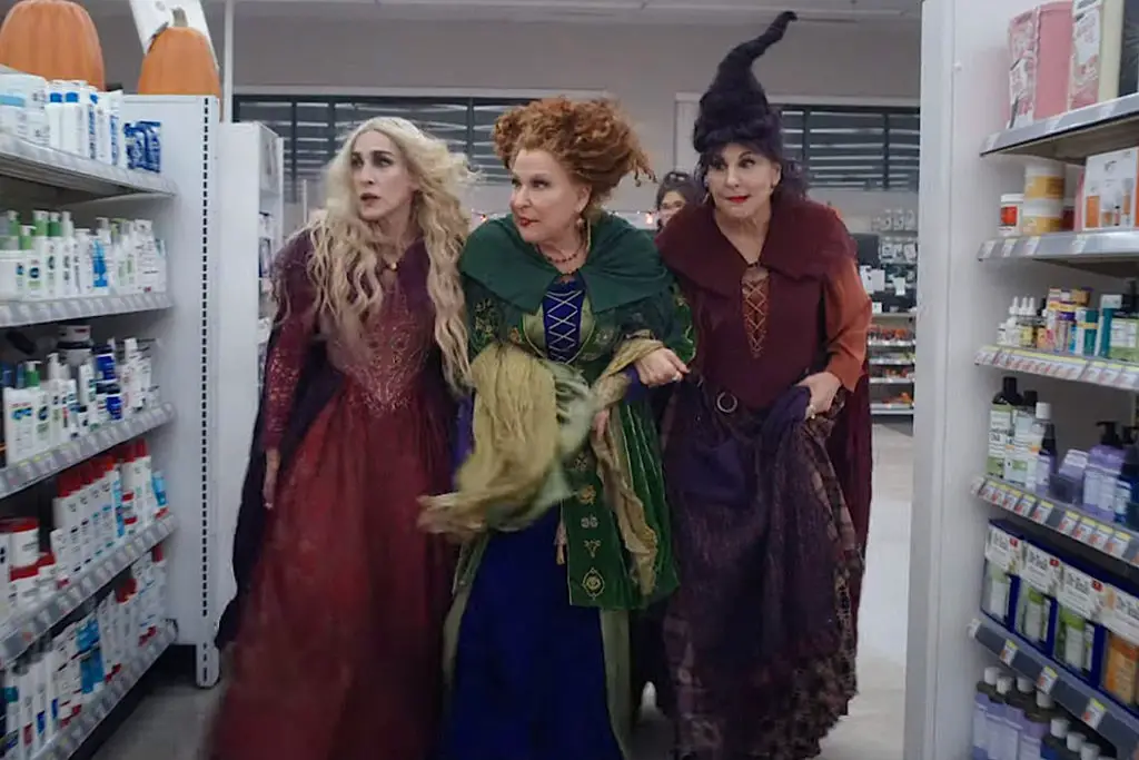 HOCUS POCUS 2: The Witches Are Kinda Back