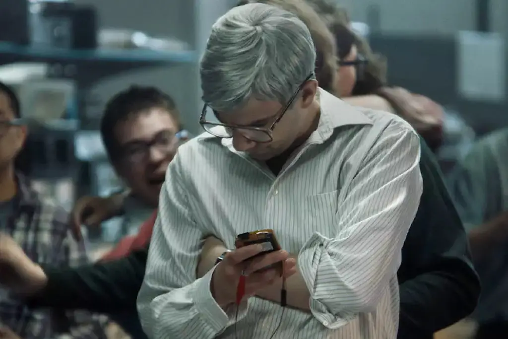 BLACKBERRY: A Farcical Biopic About The Modern Communication Boom