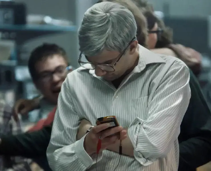 BLACKBERRY: A Farcical Biopic About The Modern Communication Boom