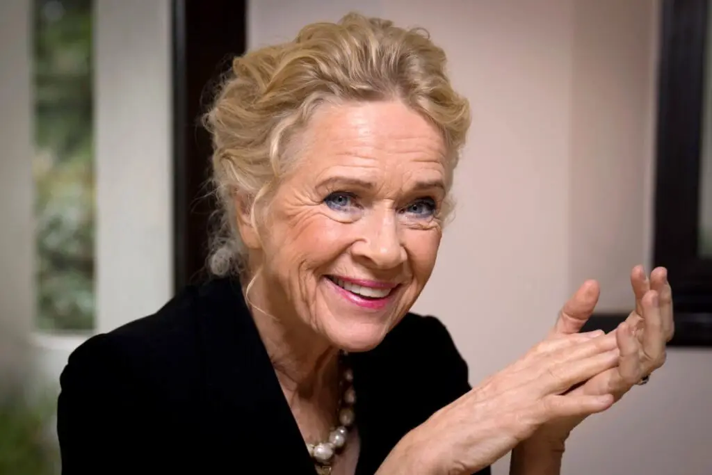 LIV ULLMANN: THE ROAD LESS TRAVELED: Giving a Star Her Due