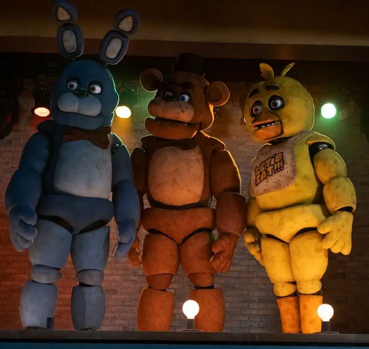 FIVE NIGHTS AT FREDDY'S: Recycled Pizza, Recycled Scares