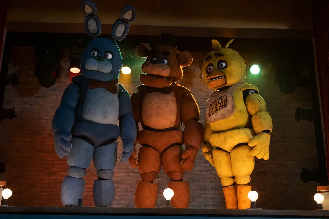 FIVE NIGHTS AT FREDDY'S: Recycled Pizza, Recycled Scares